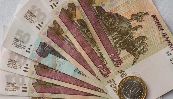 ВТБ: проклятье августа для рубля – это предание старожилов