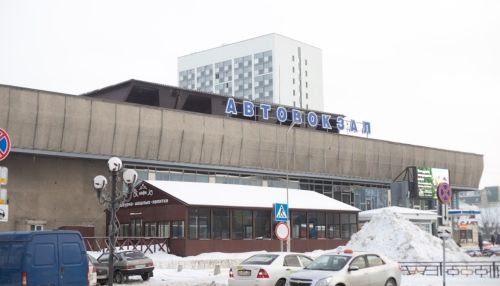 Более 50 автобусных рейсов отменили в Барнауле из-за лютого мороза