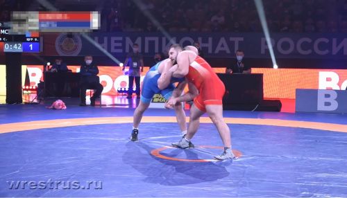 Алтайские борцы стали лучшими на чемпионате России по греко-римской борьбе