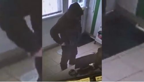 Грабитель с ножом напал на офис микрозаймов в Бийске