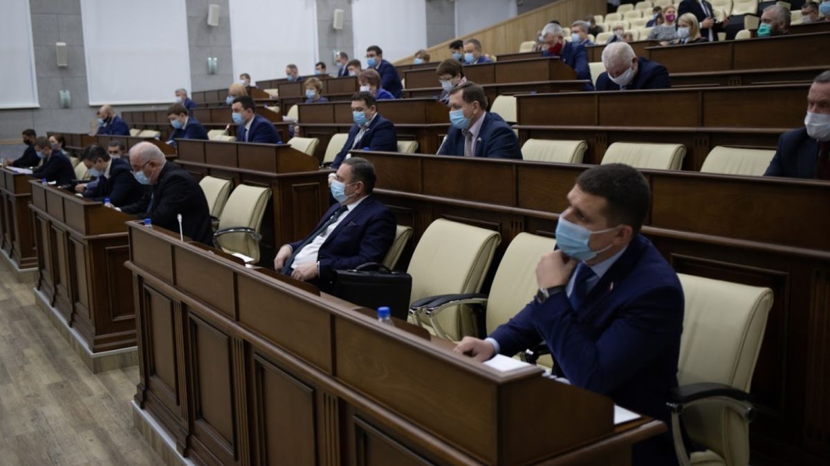 "Настоящая вакханалия":  депутаты БГД поспорили из-за правил благоустройства 