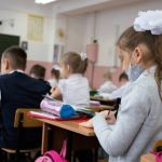 Барнаульские школы могут вернуться к очной шестидневке