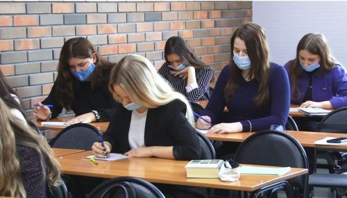 Вузы возвращаются в офлайн режим после дистанционки