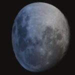 Космонавт опубликовал в соцсетях кадры расплющенной Луны