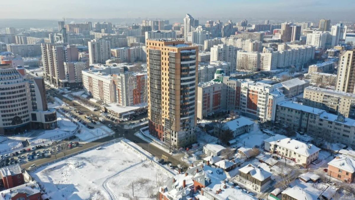 В Барнауле возобновилось интенсивное строительство элитного долгостроя в центре