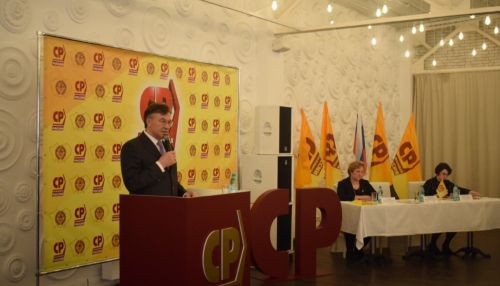 Глава алтайских эсеров рассказал о программе партии и плюсах объединения