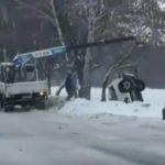 Момент ДТП с улетевшим в кювет авто на Павловском тракте попал на видео