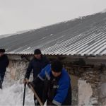 Стали известны обстоятельства гибели людей при сходе снега в Алтайском крае