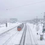 Поезд сбил пьяного мужчину на ж/д путях в Алтайском крае