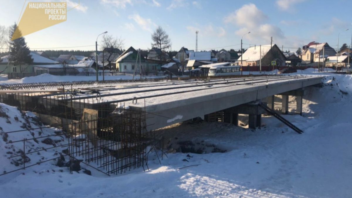 Обновленный мост во Власихе за 53 млн рублей откроют летом 2021 года