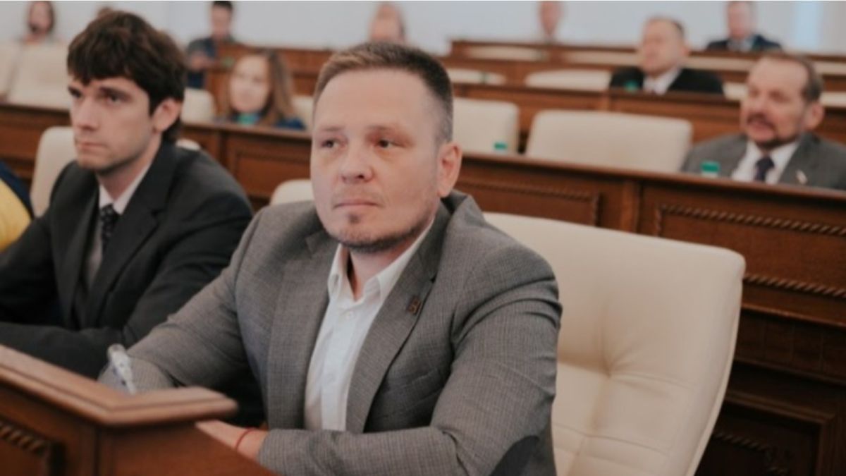 "Просто Мария": экс-депутат АКЗС Андрей Волков женился в колонии