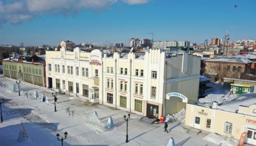 Барнаульский предприниматель Князев продает кинотеатр и историческую гостиницу