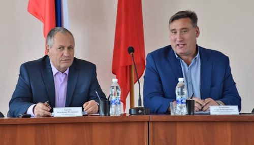 Единогласно за: глава Бийского района Владимир Трухин ушел в отставку 19 февраля