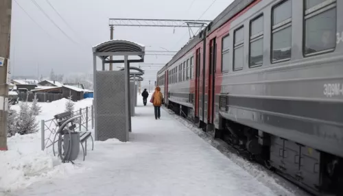 В Алтайском крае грузовой поезд насмерть сбил мужчину