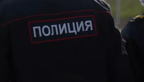 Девять полицейских Барнаула уволили за слив данных похоронщикам