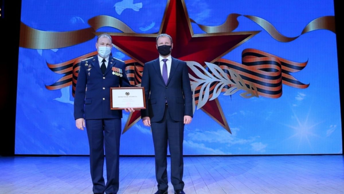 Алтайских "военкомов" наградили за успешный призыв, несмотря на пандемию