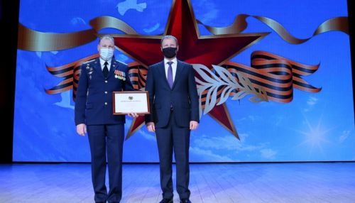 Алтайских военкомов наградили за успешный призыв, несмотря на пандемию