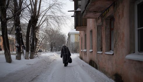 Строитель призвал сносить старые дома на Потоке и в поселке Осипенко в Барнауле