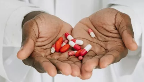 Медработники смогут продавать лекарства в алтайских селах