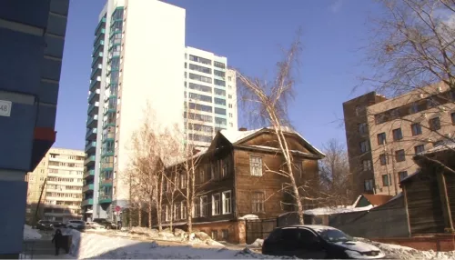 Жители частного сектора Барнаула вышли на митинг против изменений в генплане