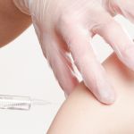Новосибирскую вакцину будут испытывать на подростках