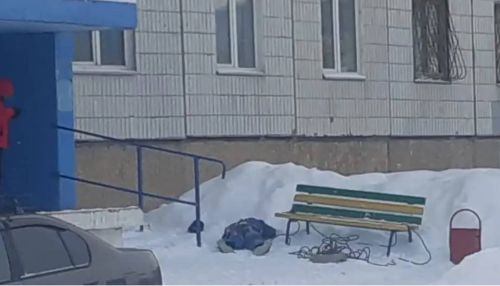 В Сибири промышленный альпинист разбился при падении с девятого этажа