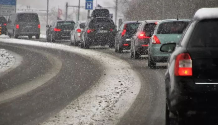 В Барнауле на три дня ограничат движение транспорта на площади Сахарова