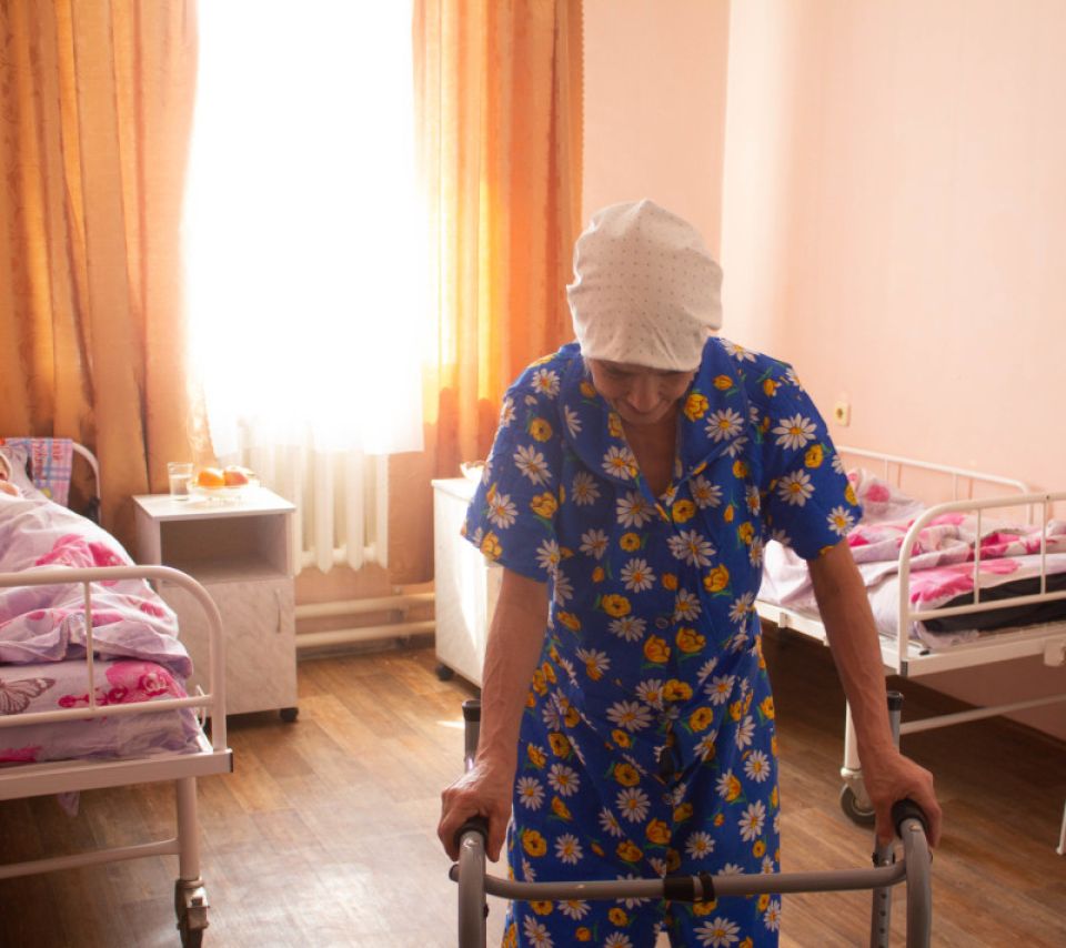 "У вас чистенько": что говорят бывшие постояльцы скандального приюта в Барнауле