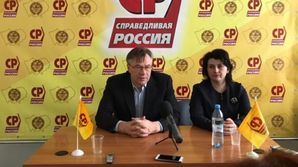 Оппозиционные партии заявили о намерении победить на допвыборах на Алтае
