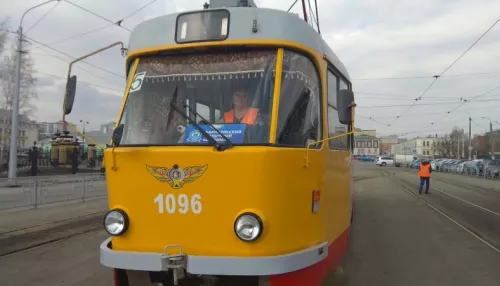 Барнаульцы возмущены сокращением числа трамваев на маршруте №4