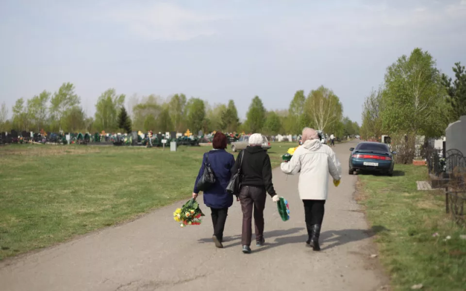 Как в Барнауле на Родительский день будет организован проезд к кладбищам