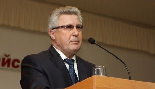 Кто вышел, а кто сидит. Что известно об алтайских коррупционерах и мошенниках