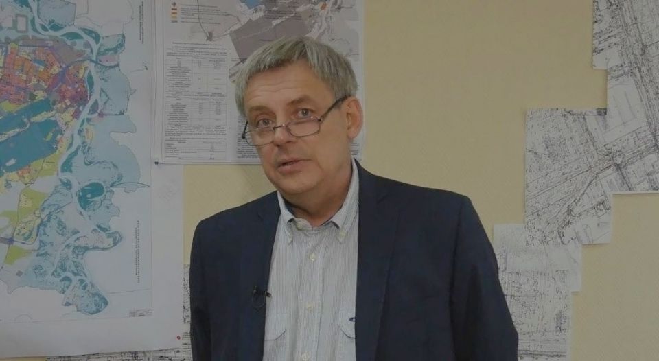 Владимир Бутаков, зампредседателя комитета по строительству Барнаула