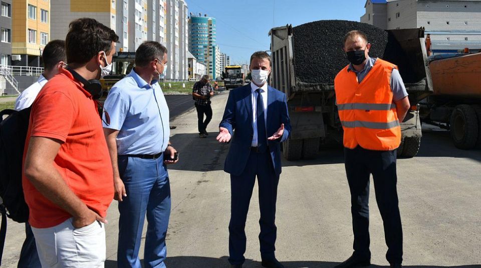 В Барнауле продолжают реализацию нацпроекта "Безопасные и качественные дороги"