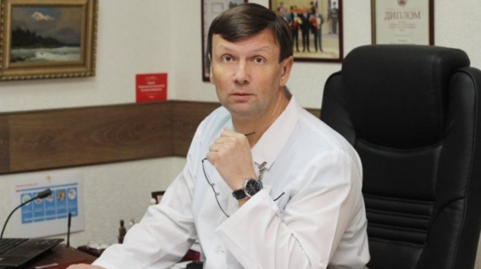 Владислав Бомбизо покинул пост главного врача горбольницы №1 Барнаула