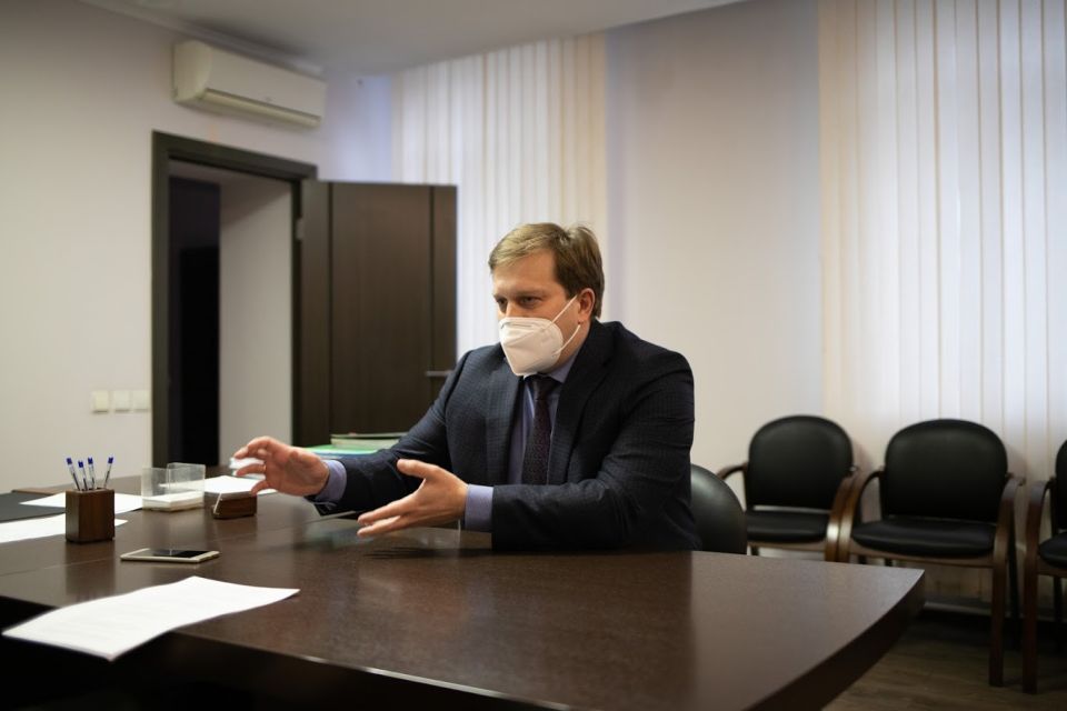 Врачи, Попов и волонтеры: кто стал главным героем 2020 года Врачи, Попов и волонтеры: кто стал главным героем 2020 года