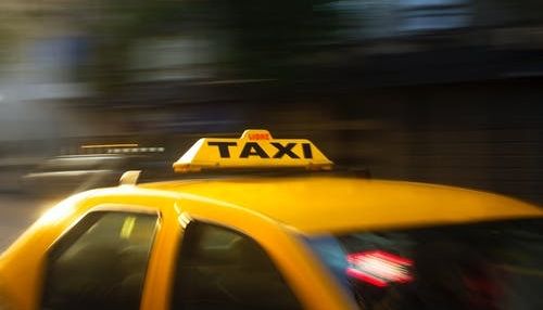 Бийские таксисты устроили забастовку из-за низких тарифов