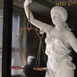 Клиника Добрый доктор отсудила 100 млн у бывшего главврача