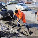 Более трети ливневок очистили в Барнауле перед паводком
