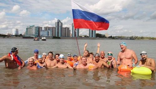 Победный заплыв: алтайские моржи сутки проведут в ледяной Оби