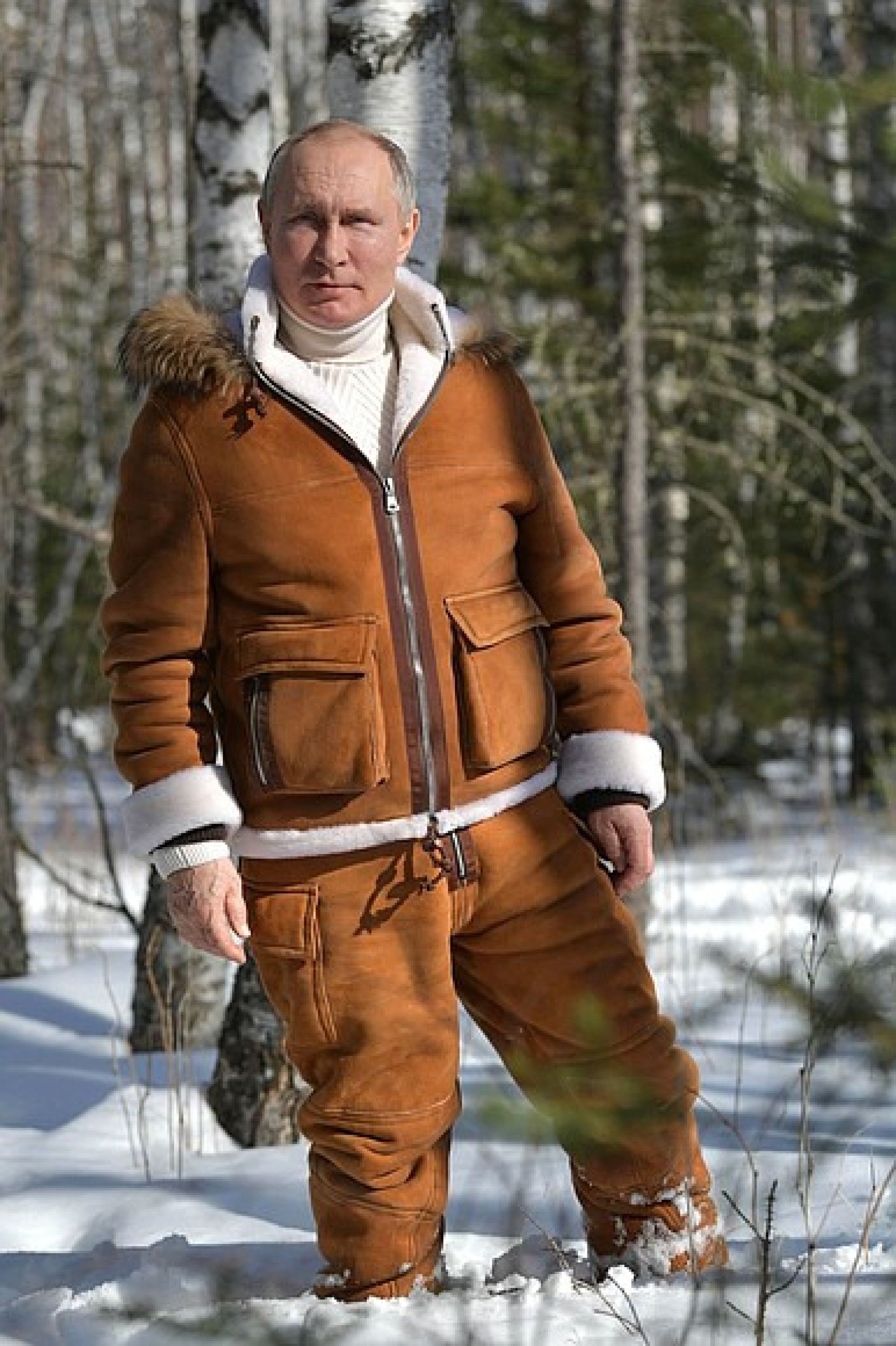 Путин В Лесу Фото