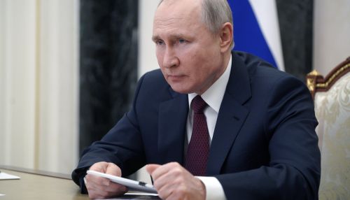 Путин сможет избираться президентом еще два срока