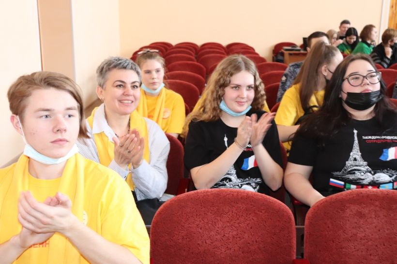 "Ростелеком" наградил победителей игры сертификатами на доступ в "Лицей" Фото:"Ростелеком"