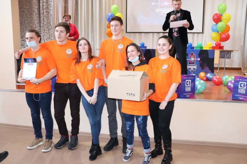 "Ростелеком" наградил победителей игры сертификатами на доступ в "Лицей" Фото:"Ростелеком"