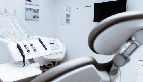 У недовольной стоматологами жительницы Барнаула оказалась врожденная патология