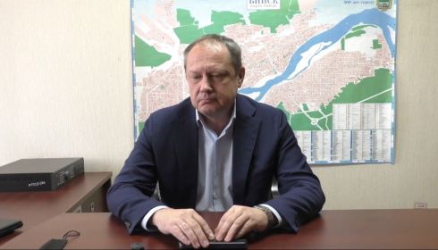 Глава Бийска Студеникин отозвал заявление об отставке и извинился перед Томенко
