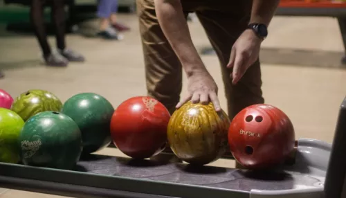 Стань королем: Чемпионат по боулингу KING OF THE GALAXY пройдет в Барнауле