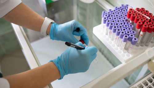 Число желающих привиться от COVID на Алтае выросло в десятки раз за неделю