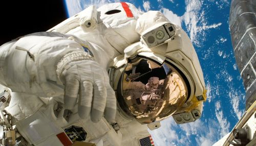 Как празднуют День космонавтики в России и сколько лет полетам в космос в 2021-м