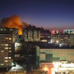 В Барнауле горит офисно-складской комплекс на Власихинской